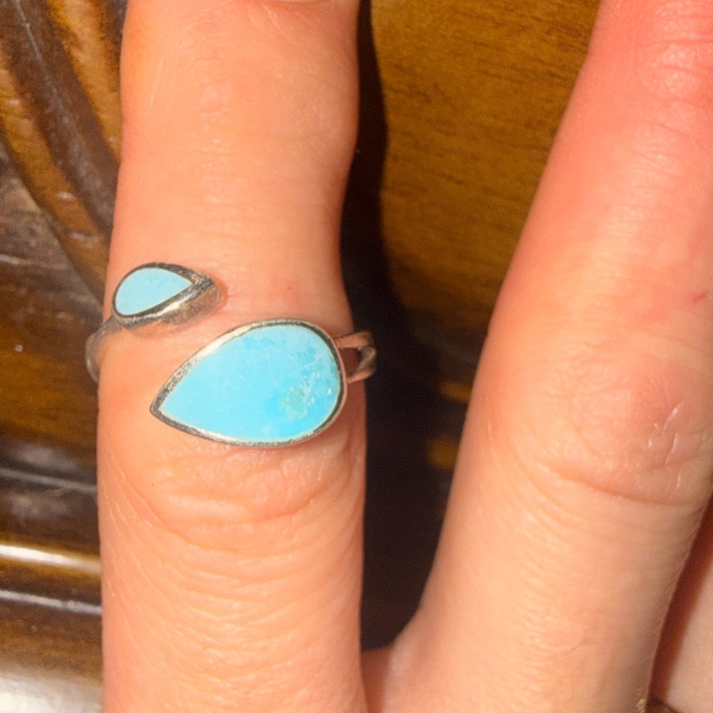 Vintage 925 Teardrop Turquoise wrap around her own ring adjustable